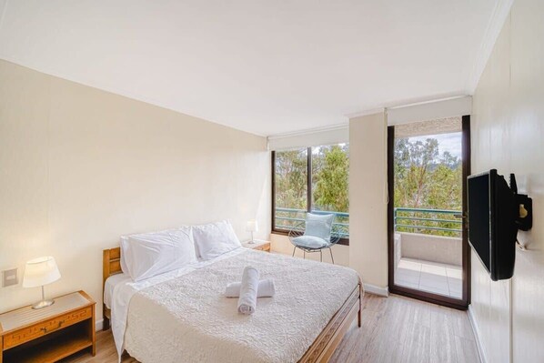 2 bedrooms, WiFi, bed sheets