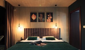 4 chambres, fer et planche à repasser, Wi-Fi, draps fournis