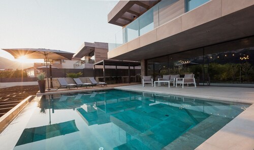 Breathtaking luxury villa LorKia with infinity pool and wellness