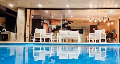 Breathtaking luxury villa LorKia with infinity pool and wellness