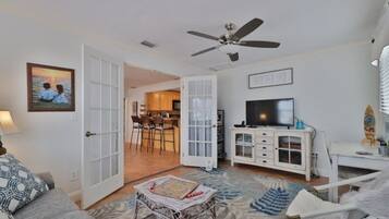 House, 3 Bedrooms | Living area