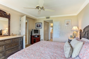 Condo, 2 Bedrooms - Recently Renovated Beach Condo with Large Patio Deck and Ocean View by RedAwning (Fernandina Beach)