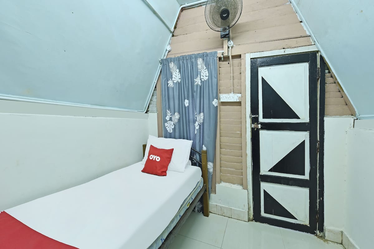 Habitación individual Deluxe | 1 habitación, wifi gratis y ropa de cama