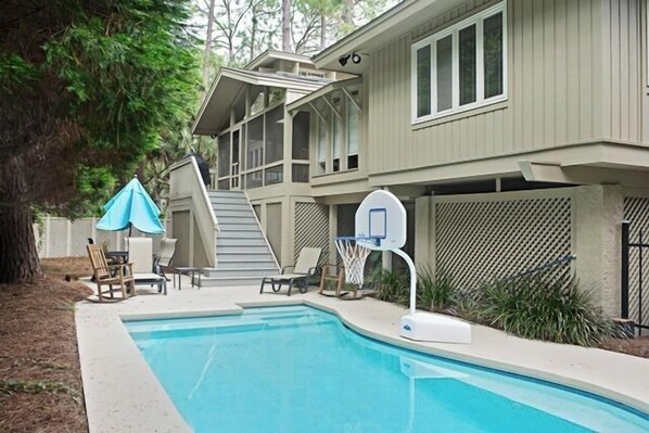 Pool - 2 Grey Widgeon at The Sea Pines Resort (Hilton Head Island)