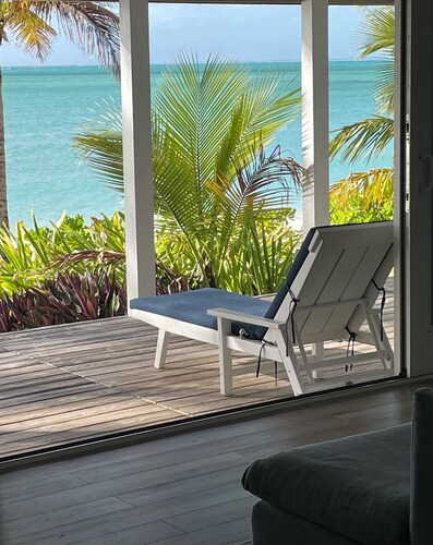 Beautiful Oceanfront Home in Casuarina Point