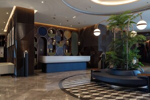 Lobby - Aura Suites  (Dubai)