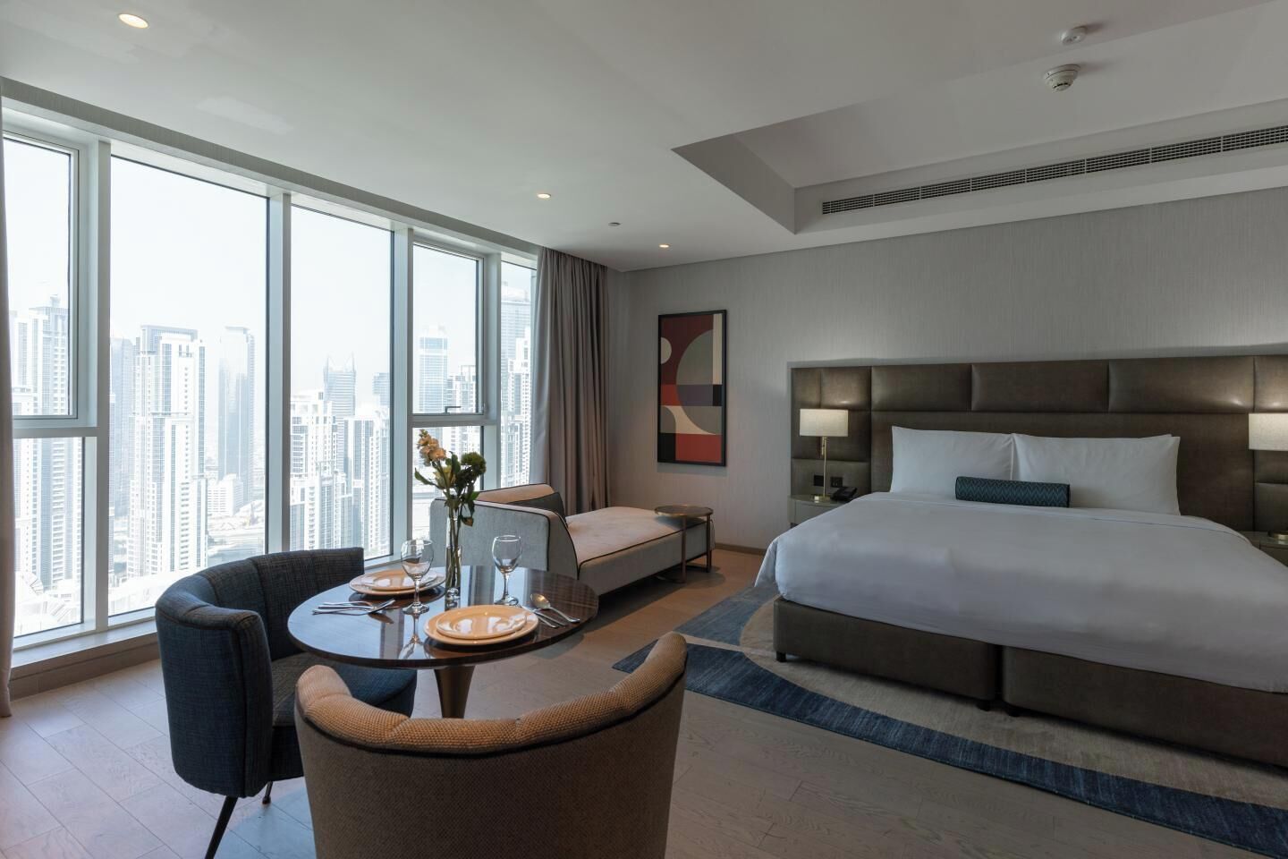 Classic-studio, 1 keskisuuri parisänky, kaupunkinäköala