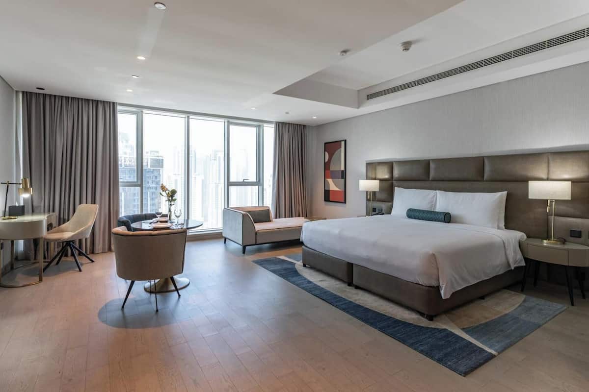 Superior-studio, 1 keskisuuri parisänky, kaupunkinäköala