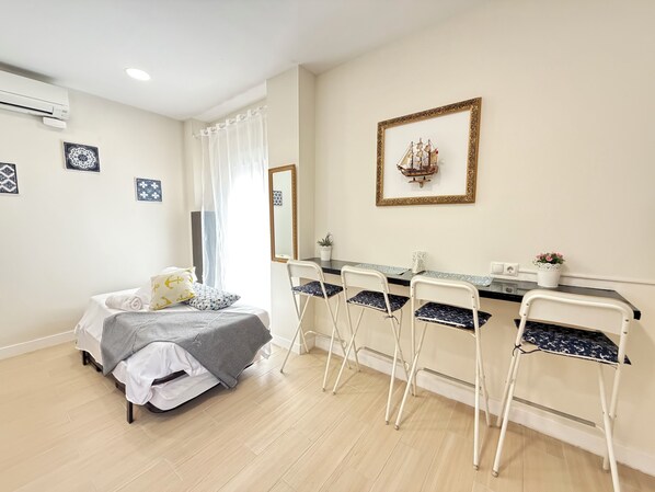1 bedroom, iron/ironing board, free WiFi, bed sheets