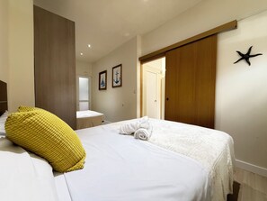 1 Schlafzimmer, BĂŒgeleisen/BĂŒgelbrett, kostenloses WLAN, BettwĂ€sche