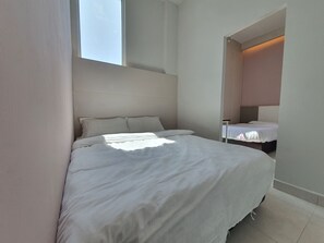 Superior Suite | Bed sheets - OYO 89803 Tt99 Cozy Stay (Miri)