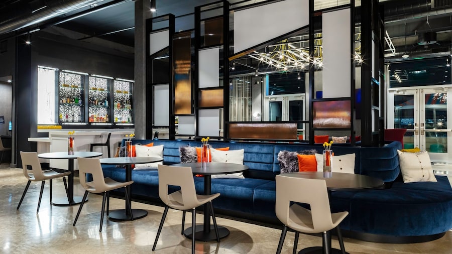 Aloft Dallas Arlington South