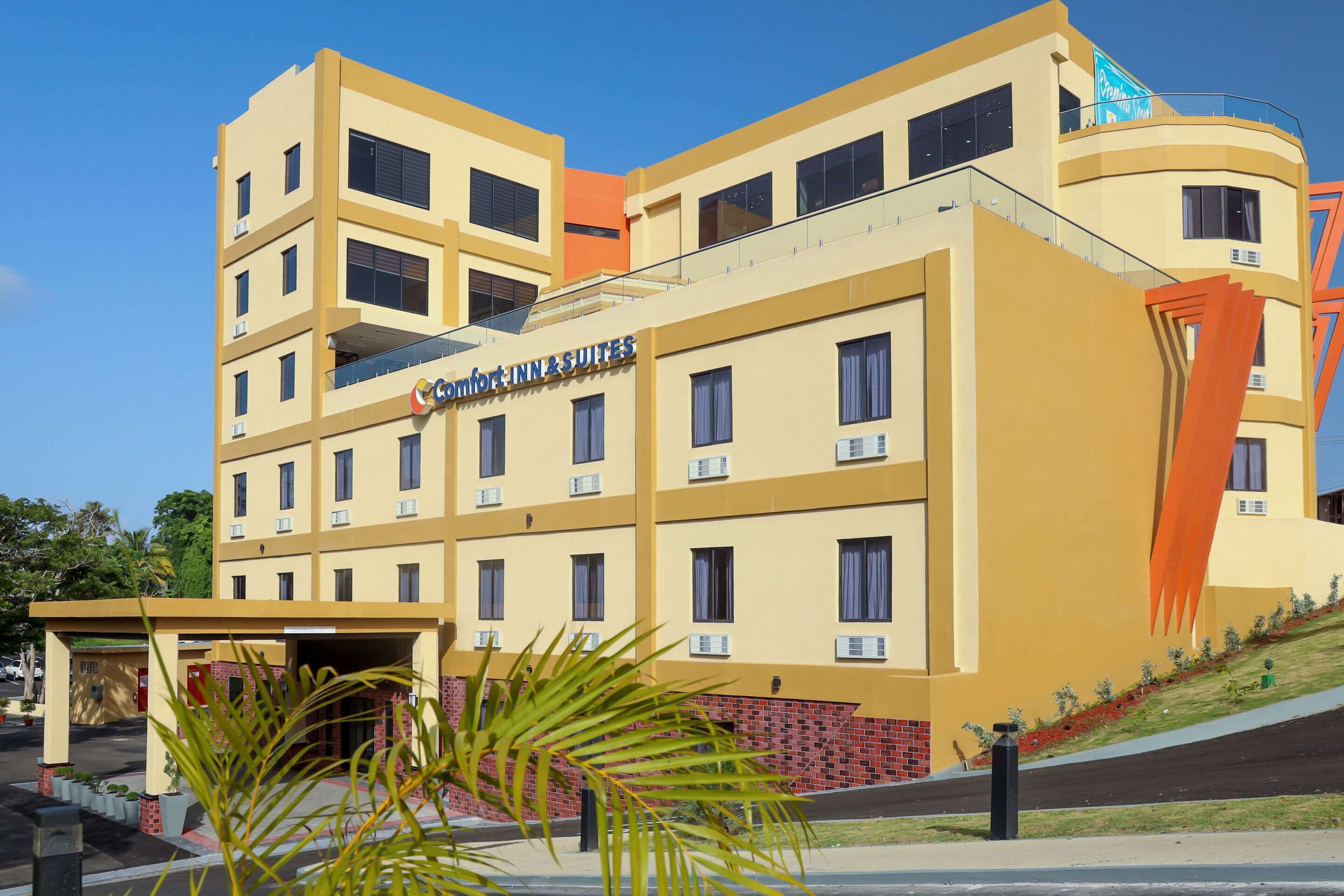 Comfort Inn & Suites Tobago