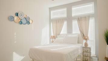 2 bedrooms, desk, iron/ironing board, free WiFi