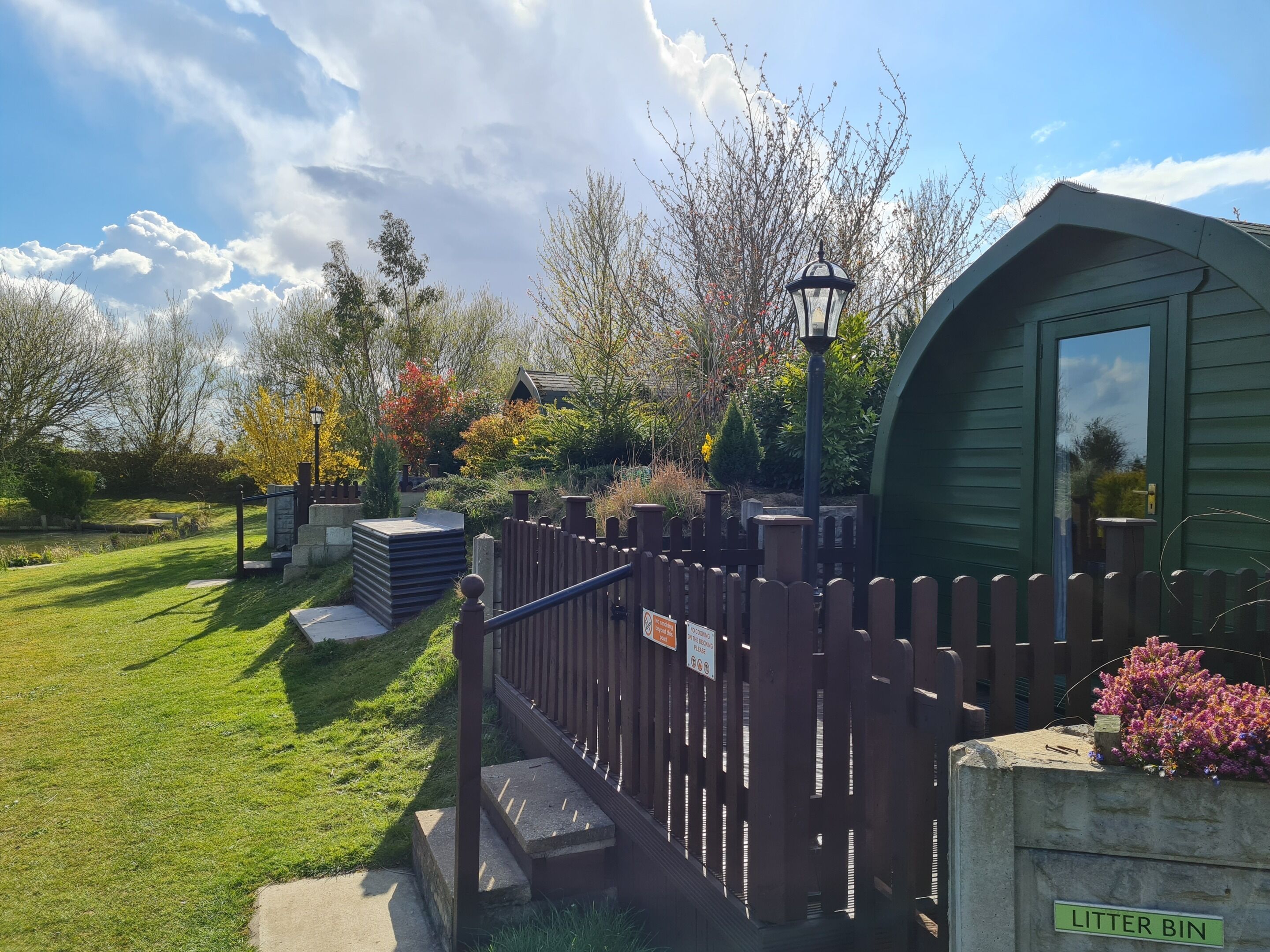 Classic Chalet, Lake View (Swallow - Glamping Pod ) | Bahagian luar