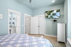 3 bedrooms, desk, free WiFi, bed sheets