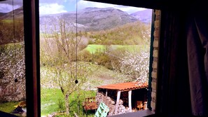 Economy Twin Room, Ensuite | Interior