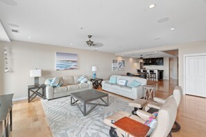 Smart TV, DVD player, stereo