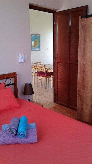 1 camera, una cassaforte in camera, ferro/asse da stiro, Wi-Fi gratuito