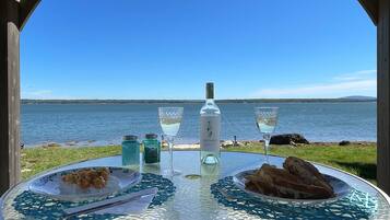 ํ๋
ธ๋ผ๋ฏน ์ฝํฐ์ง, ์นจ์ค 1๊ฐ, ๋ฐ๋ค ์ ๋ง | ํ
๋ผ์ค/ํํฐ์ค