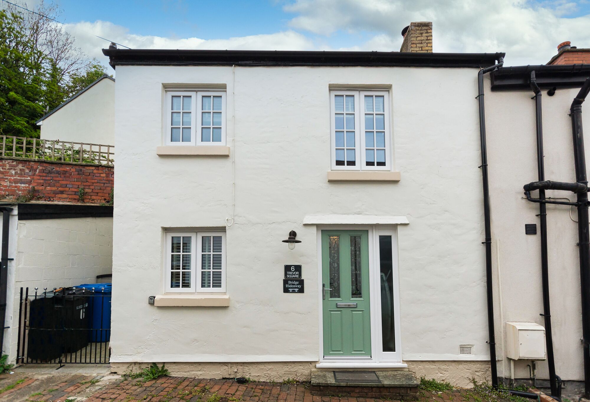 Hus Deluxe - privat badrum | Exteriör