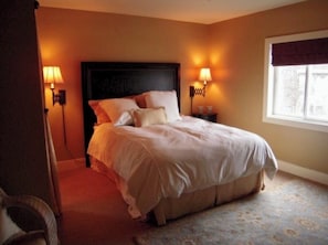 5 bedrooms, free WiFi, bed sheets