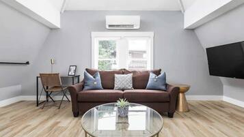 Televisie en een kantoor