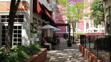 Enceinte de lâhĂ©bergement