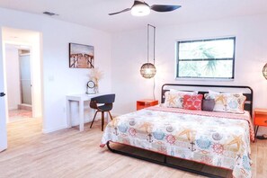 4 bedrooms, desk, iron/ironing board, travel cot