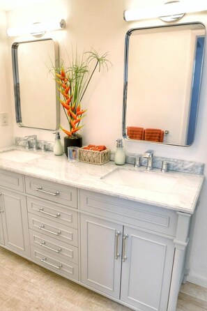 Eco-friendly toiletries, hair dryer, towels