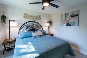 2 soverom, strykejern/-brett, reiseseng for barn og wi-fi