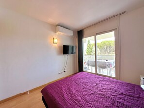 1 Schlafzimmer, Bügeleisen/Bügelbrett, WLAN