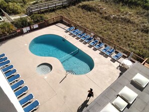 Innenpool, Außenpool