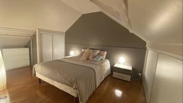 2 Schlafzimmer, Bügeleisen/Bügelbrett, WLAN, Bettwäsche