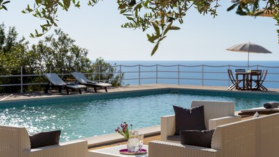 Villa Le Sorbe 12, Emma Villas