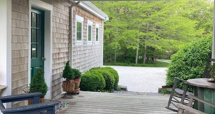 Private Spacious Pet Friendly Studio / Loft