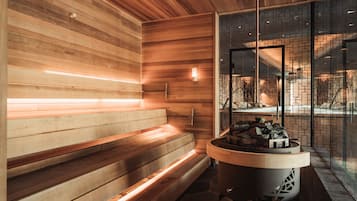Couples treatment room(s), body treatments, aromatherapy