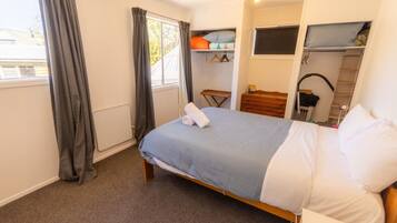 3 makuuhuonetta, ilmainen Wi-Fi, vuodevaatteet