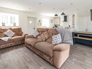 Cottage | Living area