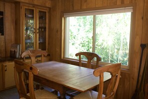 Dining - Sol Duc Riverside Retreat: Entire Riverfront Home (Port Angeles)