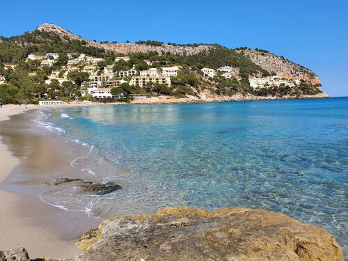 Sunny Apartment 1B with Balcony & Pool in Cañamel