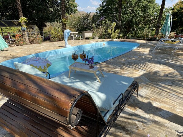 34-inch flat-screen TV with digital channels, TV