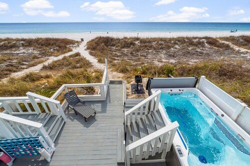 Beachfront Home Heated Swim Spa* Pet Friendly