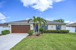 Exterior - Resort-like Backyard Oasis Vacation Home w/ GRILL (Cape Coral)