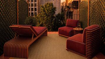 Deluxe Terrace | Terrace/patio