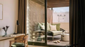 1 habitación, decoración personalizada y muebles diferentes
