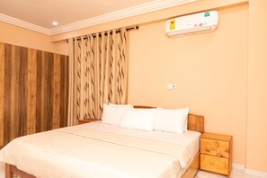 1 camera, ferro/asse da stiro, Wi-Fi gratuito, lenzuola