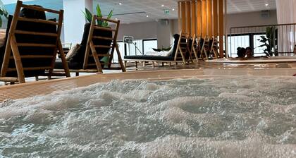 Apartment with the sea at your feet. Located 5 minutes' walk from the Christmas market.