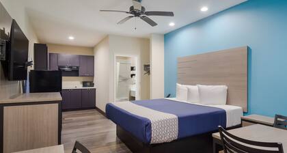 Scottish Inns & Suites Hitchcock/Santa Fe