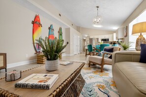 Smart TV, video games